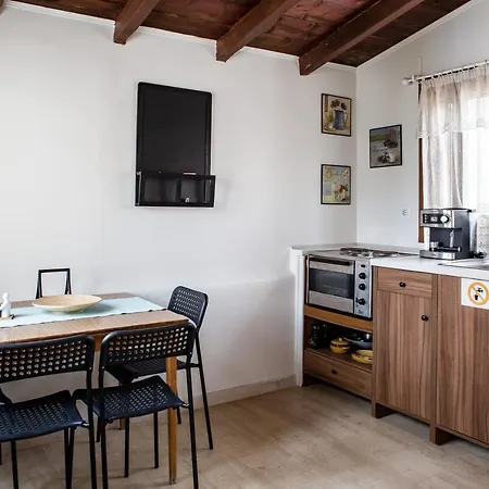 Alice House Apartment Porto Heli Exterior photo