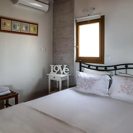 Alice House Apartment Porto Heli Exterior photo